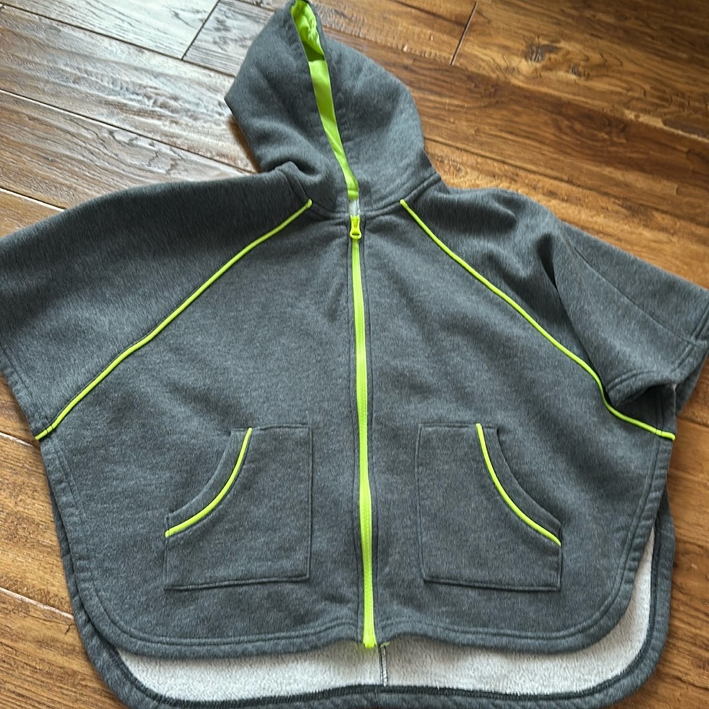 Girls sweatshirt. Somewhat like a poncho.